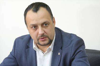 Володимир Чубірко готовий заплатити півмільйона гривень особам, які підпалили його авто Володимир Чубірко готовий заплатити півмільйона гривень особам, які підпалили його авто