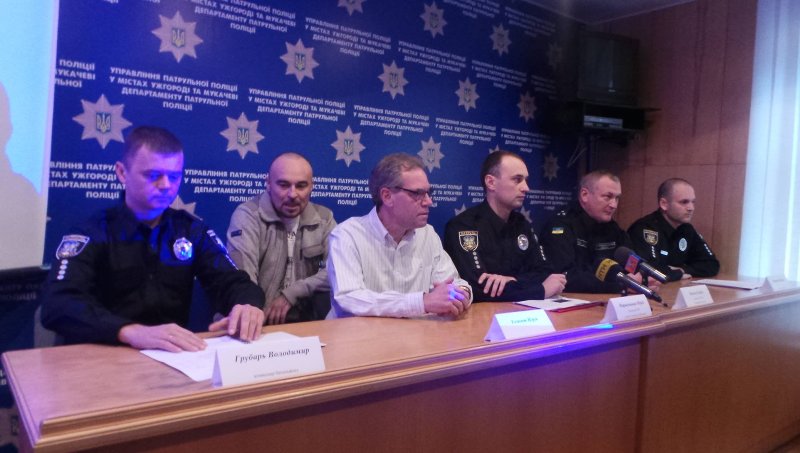 На нових патрульних Ужгорода та Мукачева від початку їхньої роботи надійшло 11 скарг На нових патрульних Ужгорода та Мукачева від початку їхньої роботи надійшло 11 скарг