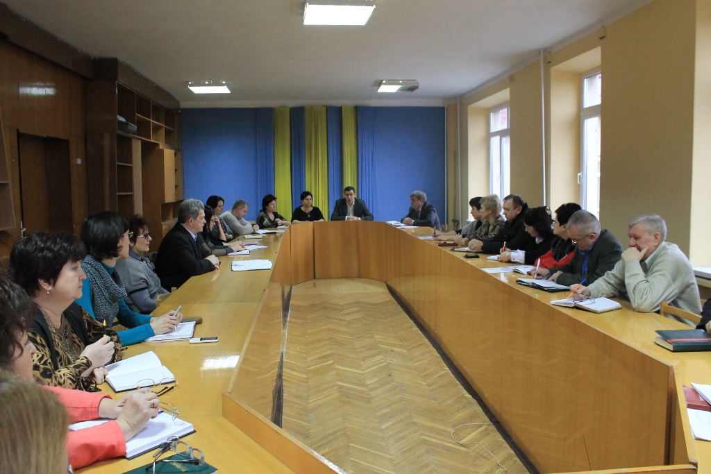 У Виноградові відбулася робоча нарада із керівниками структурних підрозділів райдержадміністрації У Виноградові відбулася робоча нарада із керівниками структурних підрозділів райдержадміністрації
