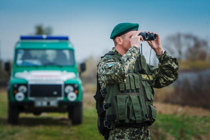 Неподалік Великого Березного прикордонники затримали порушника кордону з Росії Неподалік Великого Березного прикордонники затримали порушника кордону з Росії