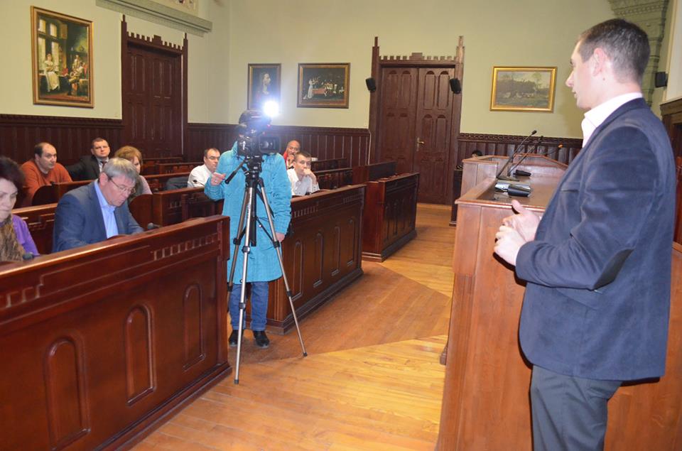 У Мукачеві залучатимуть пільгові кредити для оновлення багатоповерхівок У Мукачеві залучатимуть пільгові кредити для оновлення багатоповерхівок