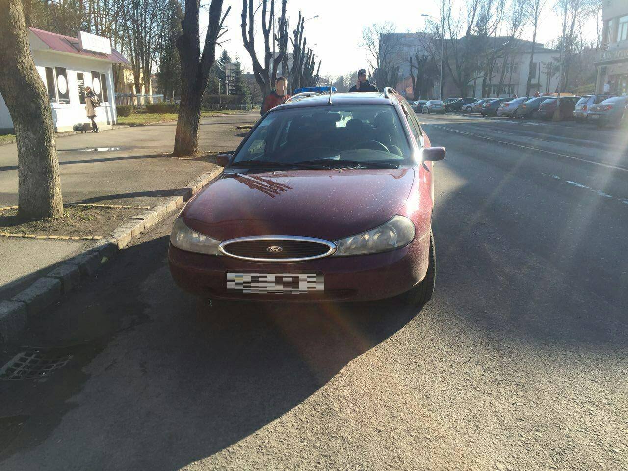 Ужгородський автомобіліст намагався обманути патрульних поліцейських Ужгородський автомобіліст намагався обманути патрульних поліцейських