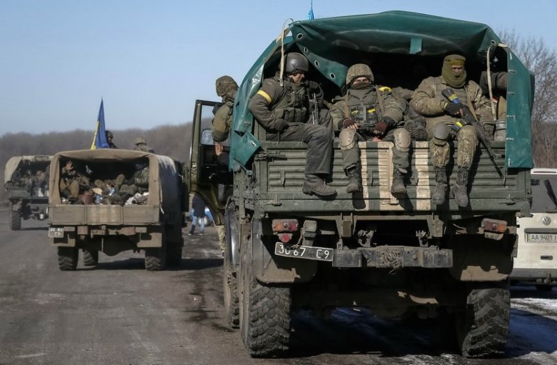 Річниця виходу із Дебальцева: спогади полковника про Героїв Річниця виходу із Дебальцева: спогади полковника про Героїв