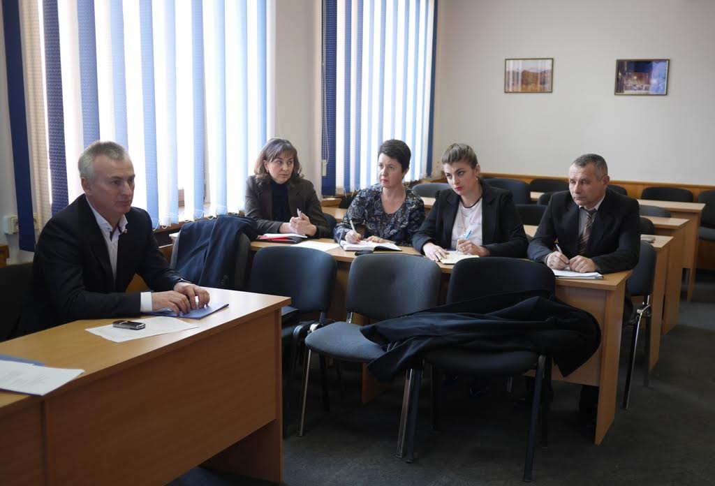Місце проживання ужгородці незабаром реєструватимуть у міськраді Місце проживання ужгородці незабаром реєструватимуть у міськраді