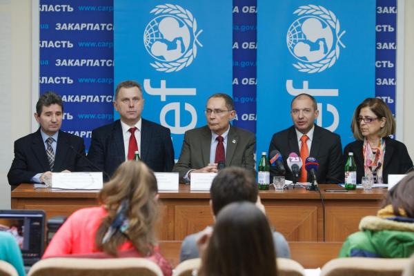 МОЗ, ВООЗ та ЮНІСЕФ оцінили роботу закарпатських медиків, як ефективну МОЗ, ВООЗ та ЮНІСЕФ оцінили роботу закарпатських медиків, як ефективну