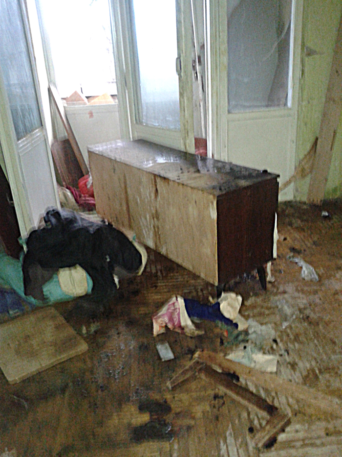 Під час загорання квартири берегівські пожежники врятували 90-річну бабусю Під час загорання квартири берегівські пожежники врятували 90-річну бабусю