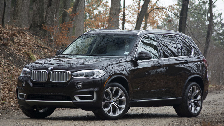 В ужгородки вкрали автомобіль «BMW X5» В ужгородки вкрали автомобіль «BMW X5»