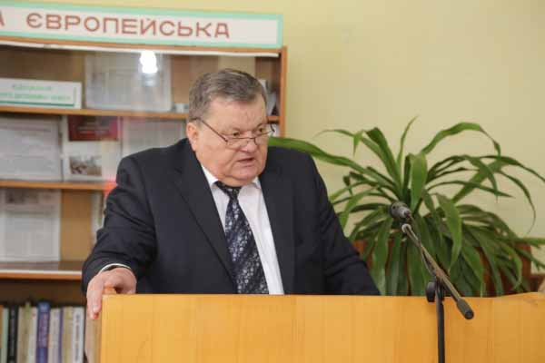 Юрій Садварій офіційно очолив Мукачівський аграрний коледж Юрій Садварій офіційно очолив Мукачівський аграрний коледж