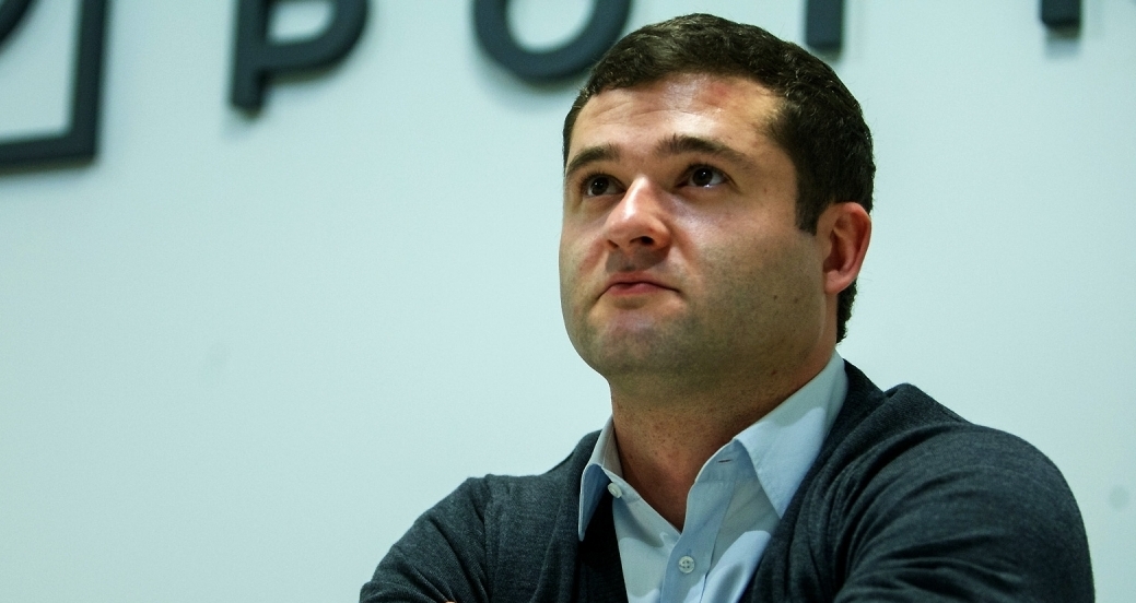 "Чом ти не вийшов...": для мера заспівали пісню під крики "Балогу – до народу" "Чом ти не вийшов...": для мера заспівали пісню під крики "Балогу – до народу"