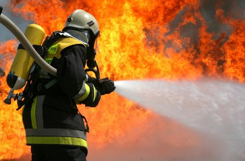 У Колочаві рятувальники гасили дві пожежі У Колочаві рятувальники гасили дві пожежі