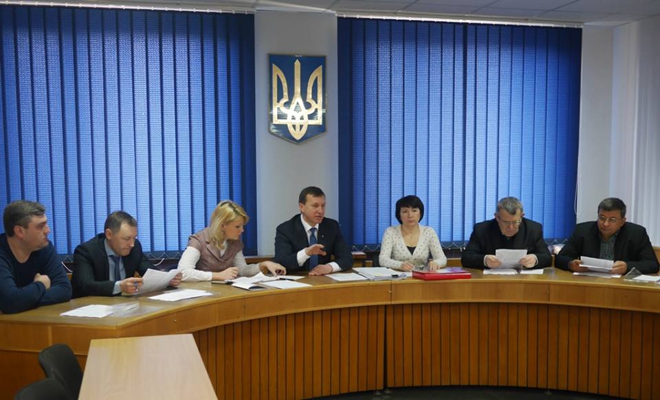 Ужгородський міськвиконком заборонив стоянку нелегальних перевізників неподалік автовокзалу Ужгородський міськвиконком заборонив стоянку нелегальних перевізників неподалік автовокзалу