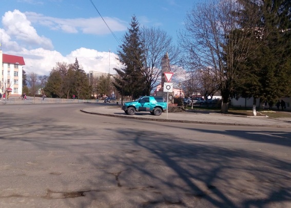 Іршавські правоохоронці притягнули до відповідальності "героя парковки" Іршавські правоохоронці притягнули до відповідальності "героя парковки"