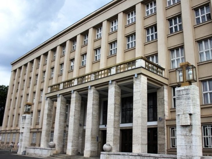 В Ужгороді розпочалась позачергова сесія облради В Ужгороді розпочалась позачергова сесія облради