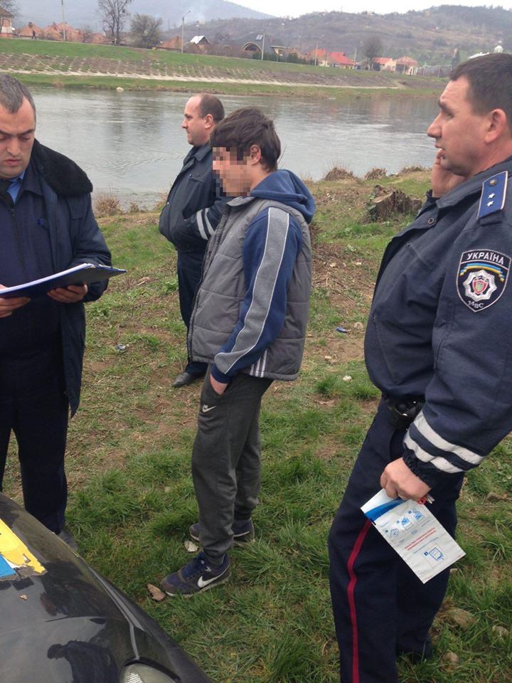 У Мукачеві поліцейські затримали наркомана У Мукачеві поліцейські затримали наркомана