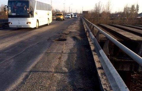 З наступного понеділка розпочнеться капітальний ремонт Паланківського мосту у Мукачеві З наступного понеділка розпочнеться капітальний ремонт Паланківського мосту у Мукачеві
