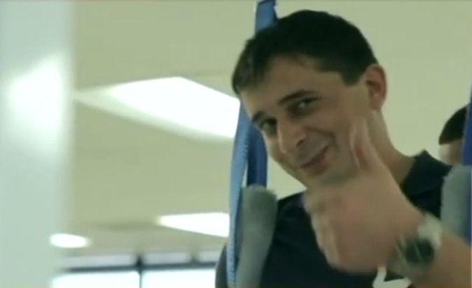 Мукачівець, який ціною власного здоров’я вчинив подвиг на війні, лікується в США Мукачівець, який ціною власного здоров’я вчинив подвиг на війні, лікується в США