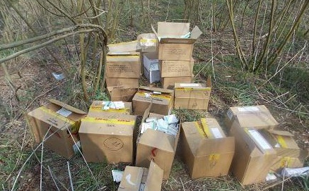 Закарпатські прикордонники виявили неподалік кордону пакунки з понад 20 тисячами таблеток Закарпатські прикордонники виявили неподалік кордону пакунки з понад 20 тисячами таблеток