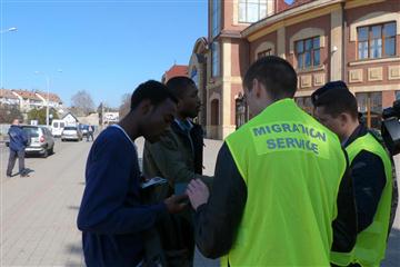 На Закарпатті за тиждень виявили 60 нелегальних мігрантів На Закарпатті за тиждень виявили 60 нелегальних мігрантів