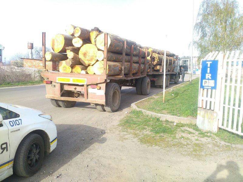 У Мукачеві на Пряшівській затримали велику кількість "лівого" кругляку У Мукачеві на Пряшівській затримали велику кількість "лівого" кругляку