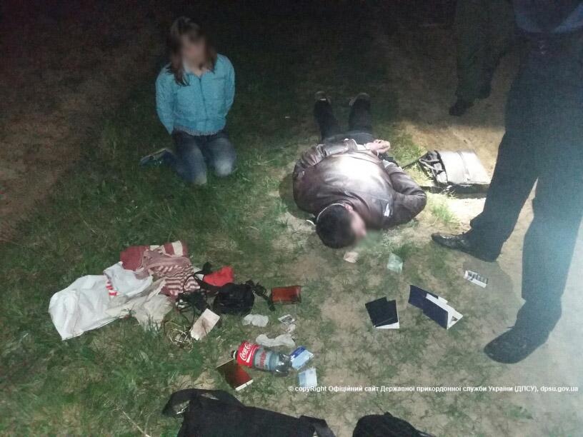 Прикордонники затримали подружжя, яке вбило двох студентів з Індії Прикордонники затримали подружжя, яке вбило двох студентів з Індії