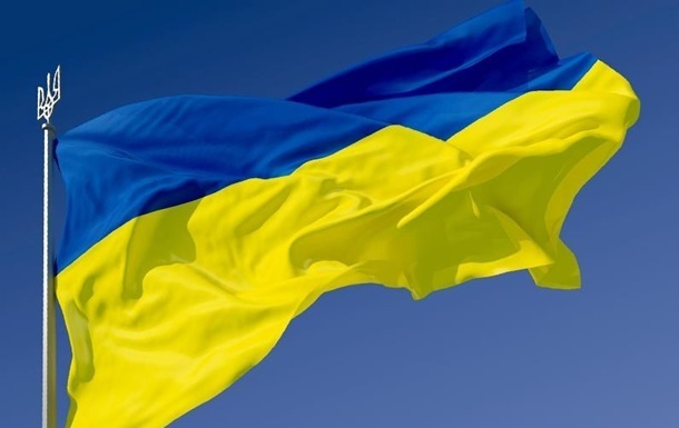 У Сваляві невідома особа спаплюжила Державний прапор України нецензурними словами У Сваляві невідома особа спаплюжила Державний прапор України нецензурними словами