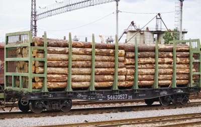 Прокуратура порушила кримінальне провадження щодо лісників, які зловживали службовим становищем Прокуратура порушила кримінальне провадження щодо лісників, які зловживали службовим становищем