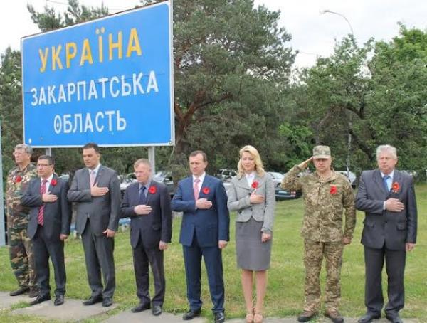 На Закарпатті відбулись урочисті заходи до Дня Перемоги над нацизмом На Закарпатті відбулись урочисті заходи до Дня Перемоги над нацизмом