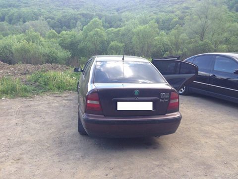 Закарпатські патрульні затримали автомобіль, який після ДТП перебував у розшуку Закарпатські патрульні затримали автомобіль, який після ДТП перебував у розшуку