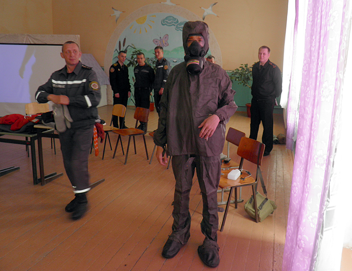 На Ужгородщині діти знайомились з професією рятувальника На Ужгородщині діти знайомились з професією рятувальника