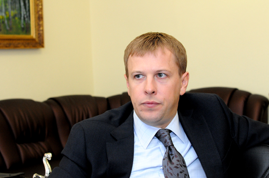 Геннадій Москаль порозумівся з народним депутатом Віталієм Хомутинніком Геннадій Москаль порозумівся з народним депутатом Віталієм Хомутинніком