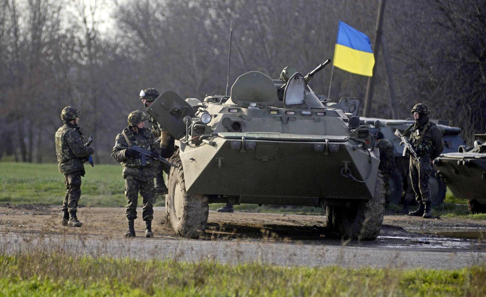 Закарпатців просять не лякатись колони військової техніки, яка їхатиме з Ужгорода в Мукачево Закарпатців просять не лякатись колони військової техніки, яка їхатиме з Ужгорода в Мукачево