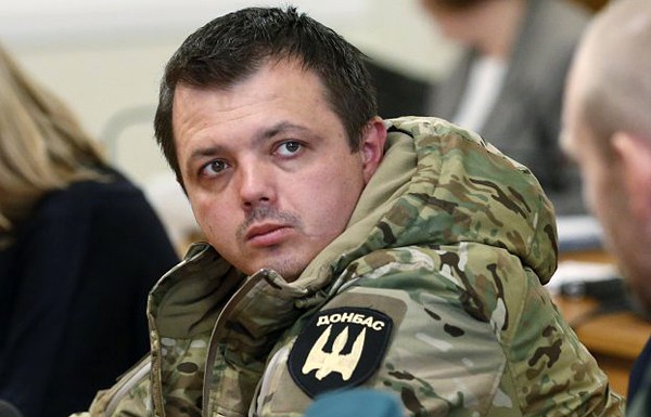 Семен Семенченко назвав Закарпатську область маленькою Швейцарією і занепокоївся її долею Семен Семенченко назвав Закарпатську область маленькою Швейцарією і занепокоївся її долею