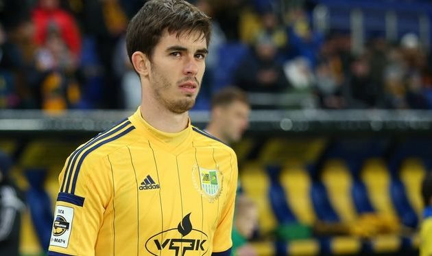 Мукачівець Ігор Харатін наступний сезон може провести у складі "Олімпіка" Мукачівець Ігор Харатін наступний сезон може провести у складі "Олімпіка"