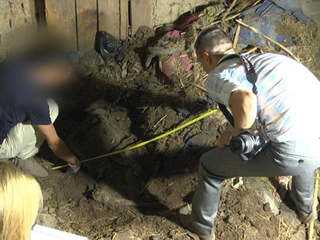 Мукачівський суд взяв під варту на 60 діб особу, яку підозрюють у вбивстві двох жінок Мукачівський суд взяв під варту на 60 діб особу, яку підозрюють у вбивстві двох жінок
