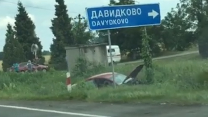 На повороті в село Старе Давидково зіткнулись два автомобілі На повороті в село Старе Давидково зіткнулись два автомобілі
