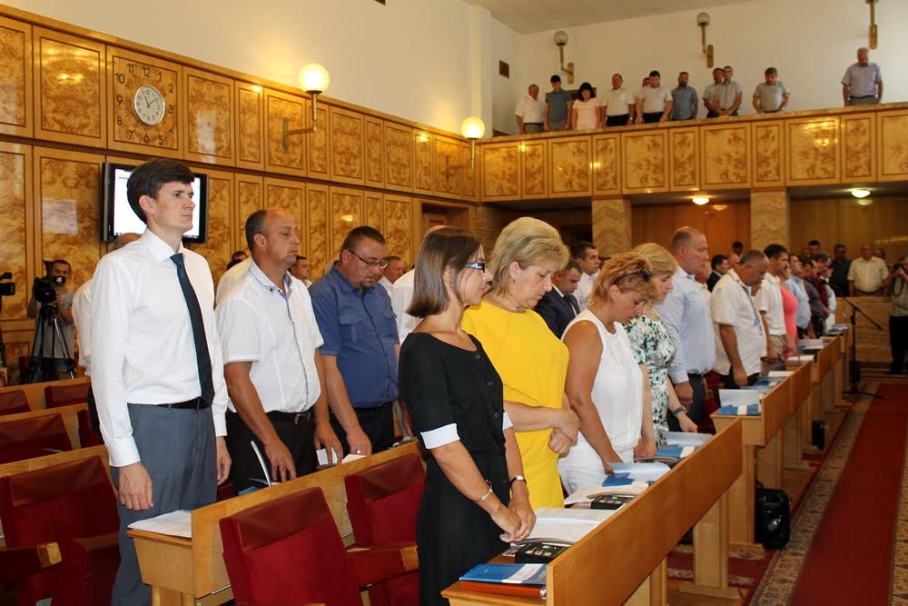 На сьогоднішню сесію облради завітали двоє народних депутатів України На сьогоднішню сесію облради завітали двоє народних депутатів України