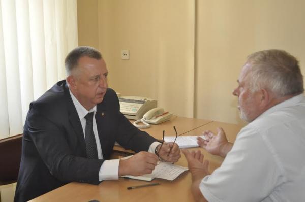 В.о. голови облради Петро Грицик провів прийом громадян В.о. голови облради Петро Грицик провів прийом громадян