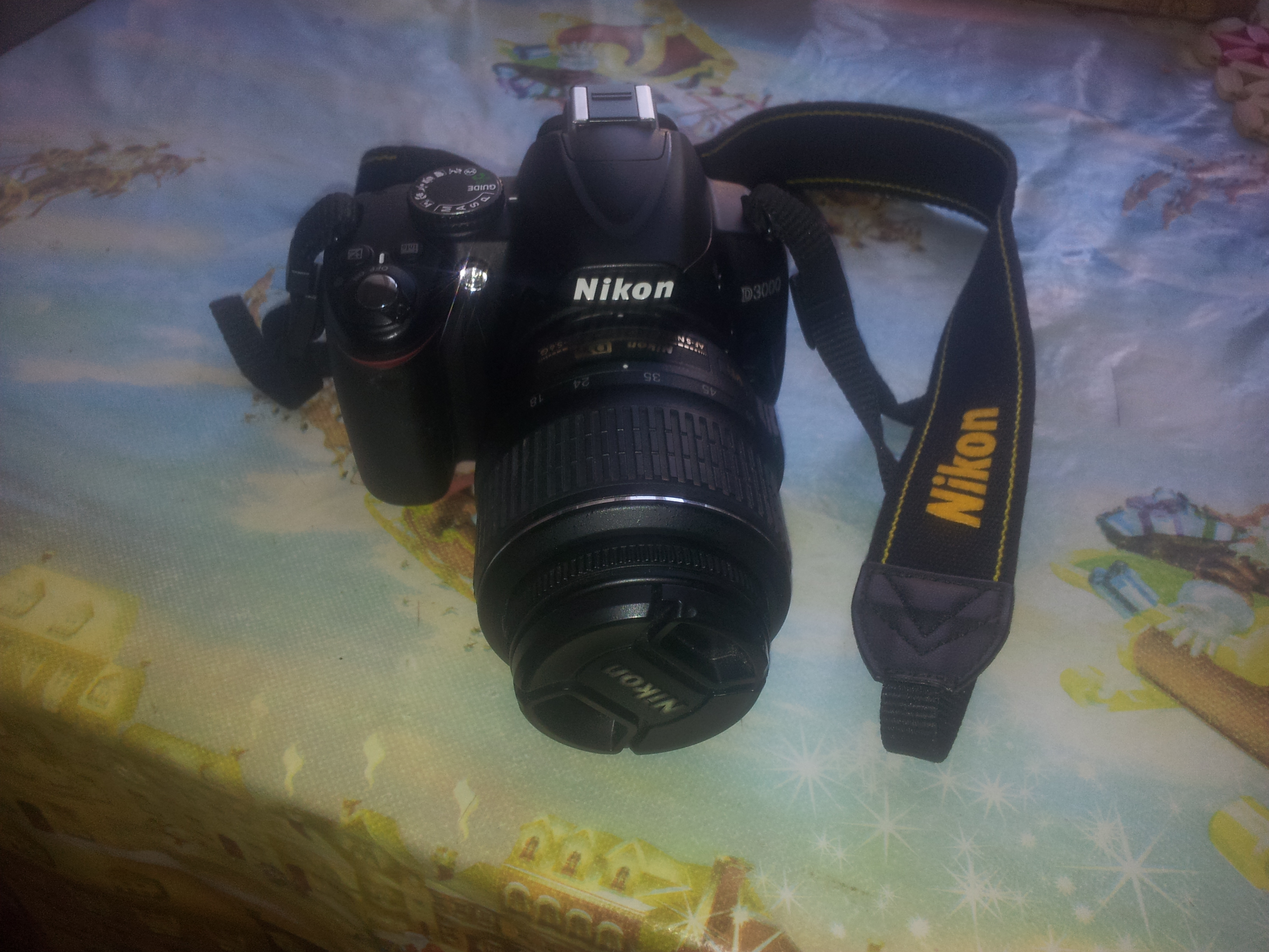 Продам фотоапарат Nikon D 3000 Продам фотоапарат Nikon D 3000