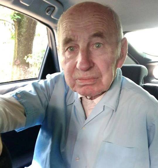 Ужгородцю, який не пам’ятав своєї адреси, знайшли його рідних Ужгородцю, який не пам’ятав своєї адреси, знайшли його рідних