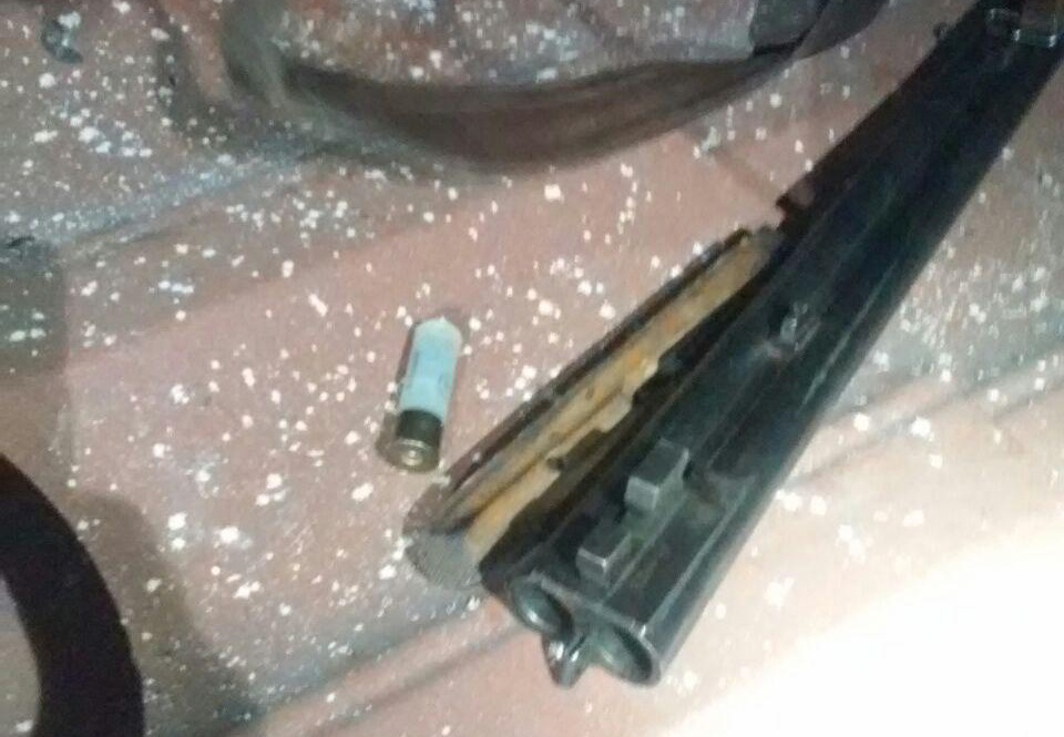 Замість зловмисників мукачівські патрульні виявили незареєстровану зброю Замість зловмисників мукачівські патрульні виявили незареєстровану зброю
