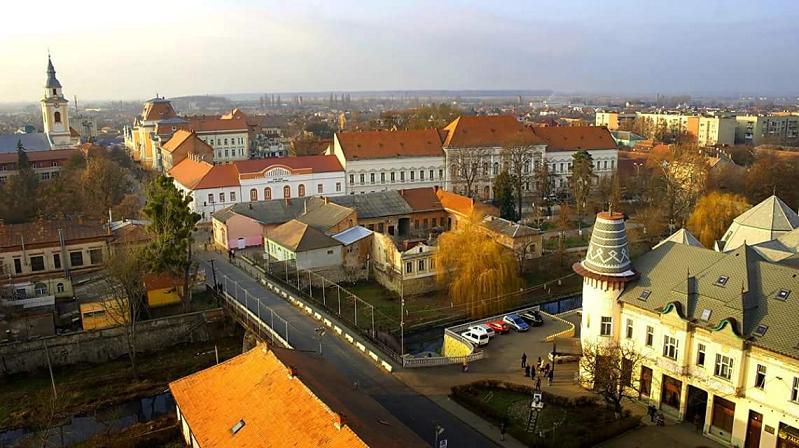 Українцям назвали 8 причин відвідати Берегово – "угорський" куточок України Українцям назвали 8 причин відвідати Берегово – "угорський" куточок України
