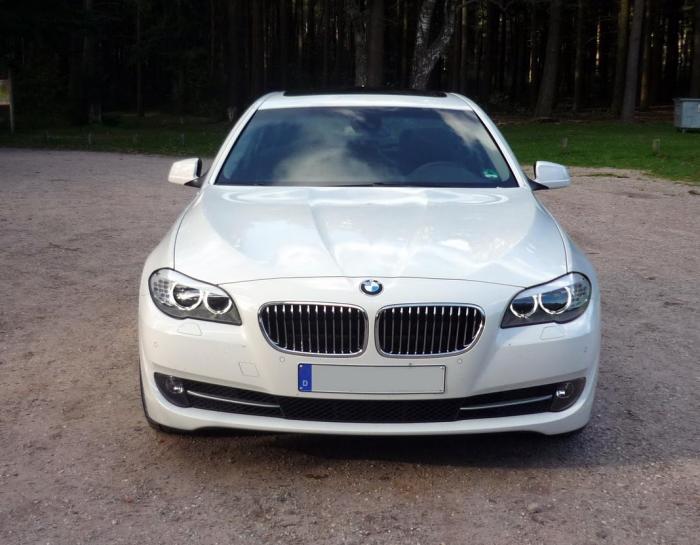 Закарпатські митники вилучили «BMW» з підробленими номерами Закарпатські митники вилучили «BMW» з підробленими номерами