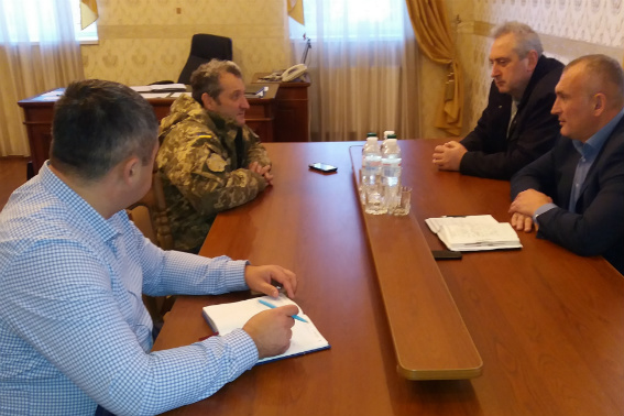 У Берегові відбулась зустріч з питань призову на військову службу У Берегові відбулась зустріч з питань призову на військову службу