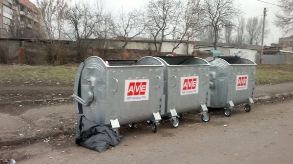 В Ужгороді тарифи на вивіз сміття підняли незаконно В Ужгороді тарифи на вивіз сміття підняли незаконно