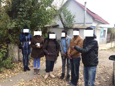 На Закарпатті затримали сімох нелегалів з Африки На Закарпатті затримали сімох нелегалів з Африки
