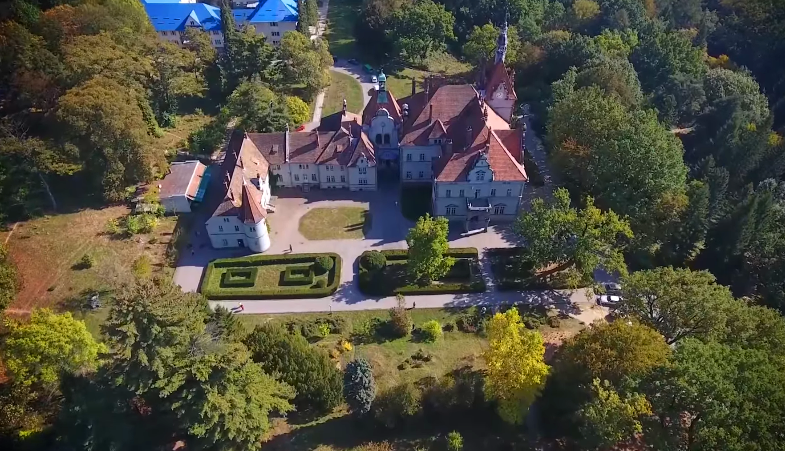 На Закарпатті існує єдиний в Україні замок, який точно відтворює астрономічний календар На Закарпатті існує єдиний в Україні замок, який точно відтворює астрономічний календар