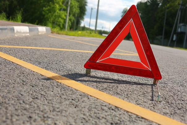ДТП в Ужгороді: зіткнулись джип "Toyota" та "Жигулі" ДТП в Ужгороді: зіткнулись джип "Toyota" та "Жигулі"