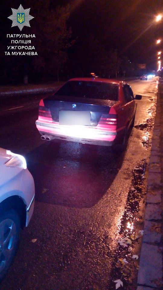 В Ужгороді патрульні затримали нетверезого водія іномарки "BMW" В Ужгороді патрульні затримали нетверезого водія іномарки "BMW"