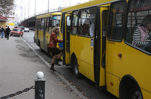 З мікрорайону Дравці до університету на БАМі: в Ужгороді розглядають доцільність курсування маршрутки у цьому напрямку З мікрорайону Дравці до університету на БАМі: в Ужгороді розглядають доцільність курсування маршрутки у цьому напрямку