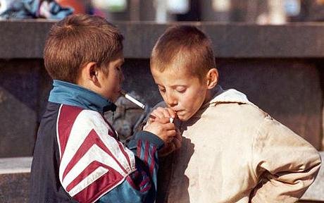 Половина ужгородських школярів, які курять, спробували сигарети із цікавості Половина ужгородських школярів, які курять, спробували сигарети із цікавості